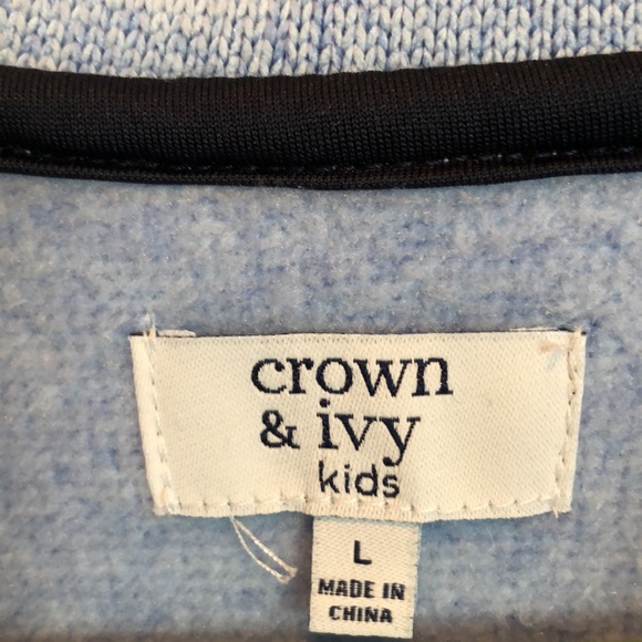 Crown and ivy pullover - Picture 4 of 5